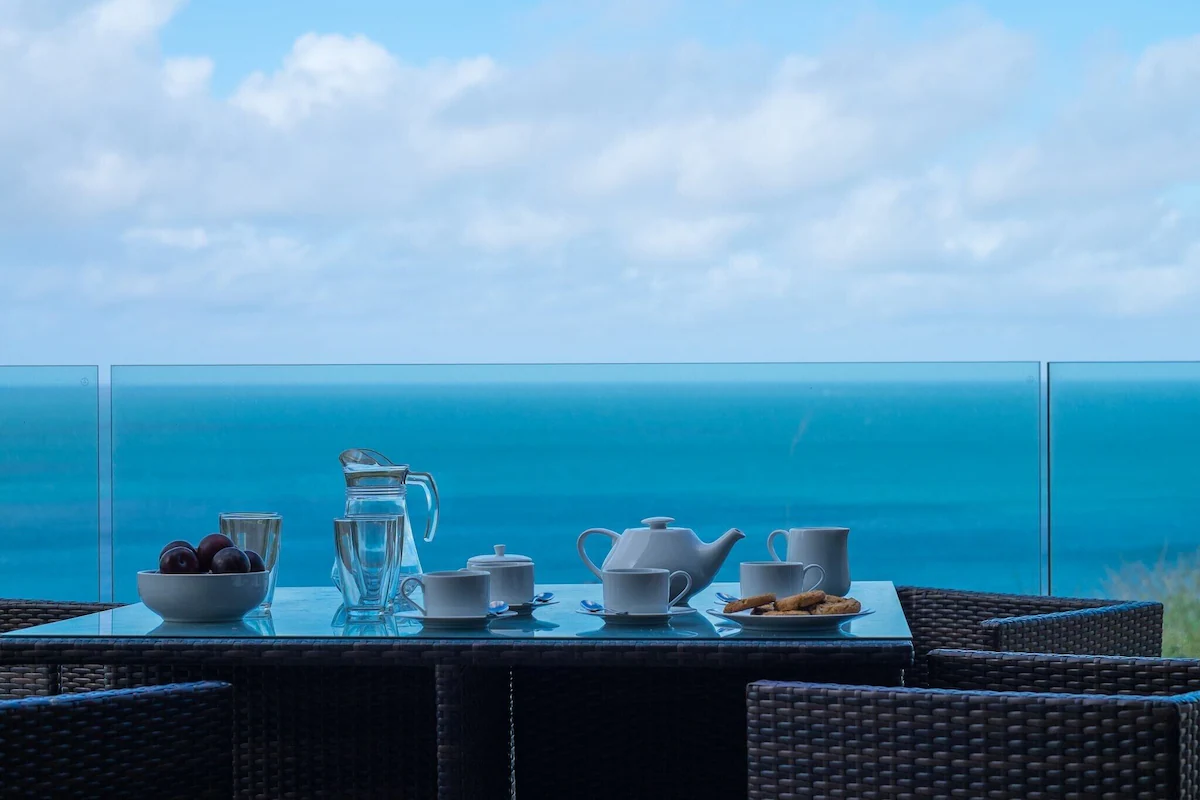 Cottage with free parking, a short walk to Carbis Bay Beach, cornwall